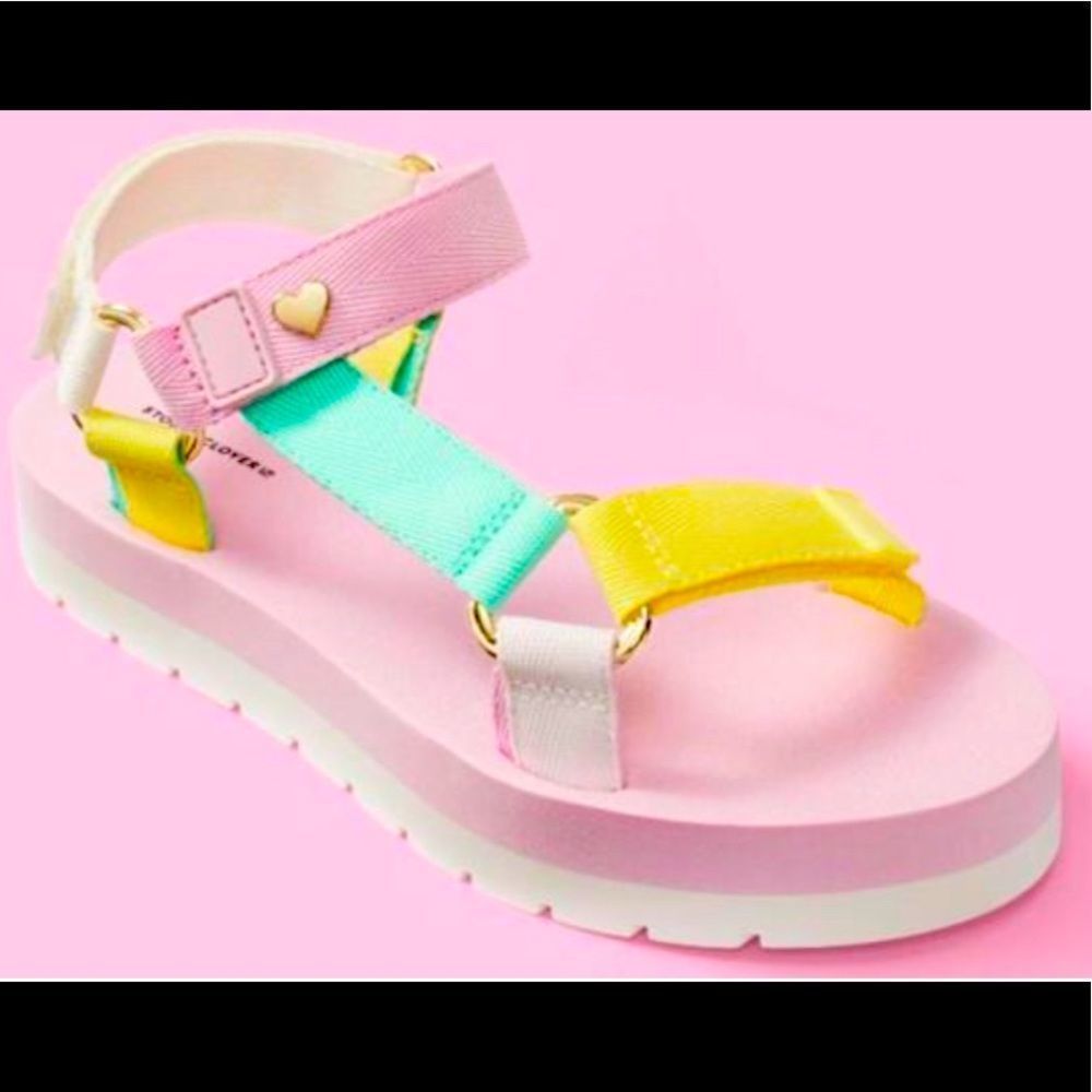 Stoney Clover Lane x Target Sandals Pastel Color Block 1 season only Sz 7 NWT